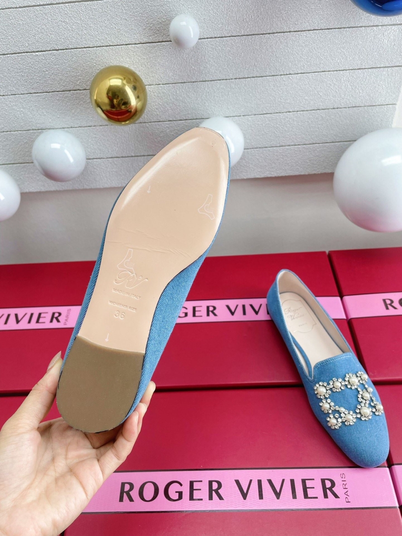 Roger Vivier Flat Shoes